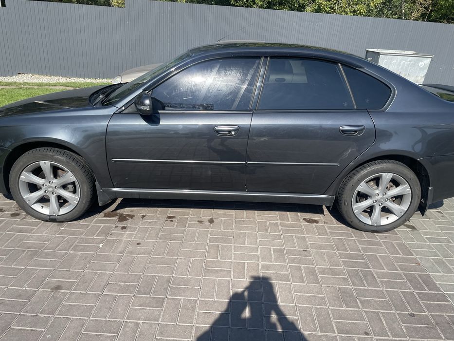 Субару легаси2008
