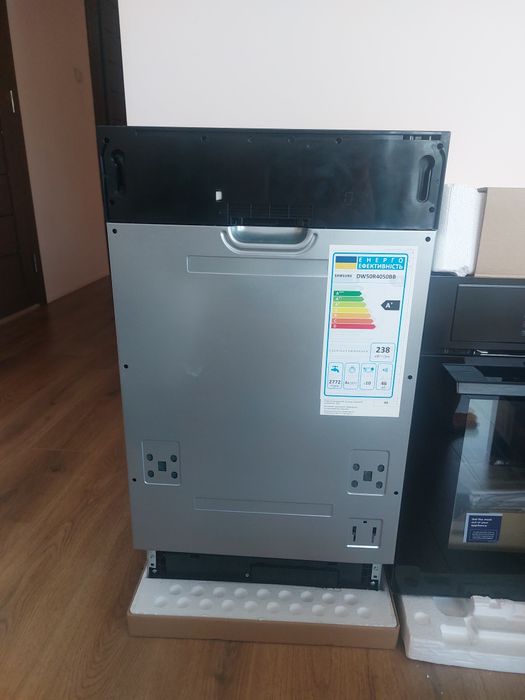 Вбудована посудомийна машина Samsung DW50R4070BB / WT