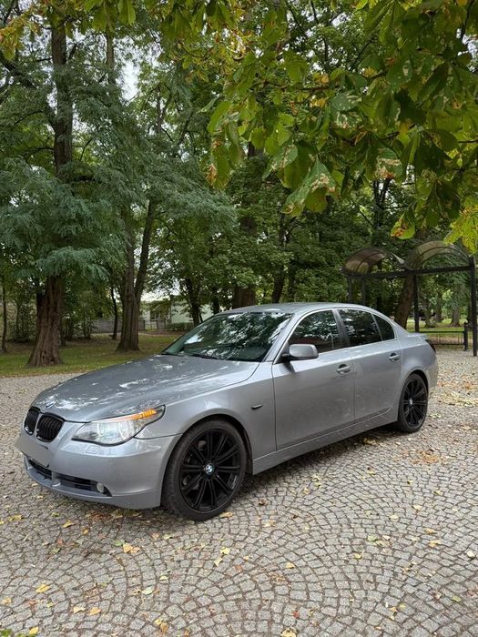 BMW Seria 5 BMW E60 530d 218 KM