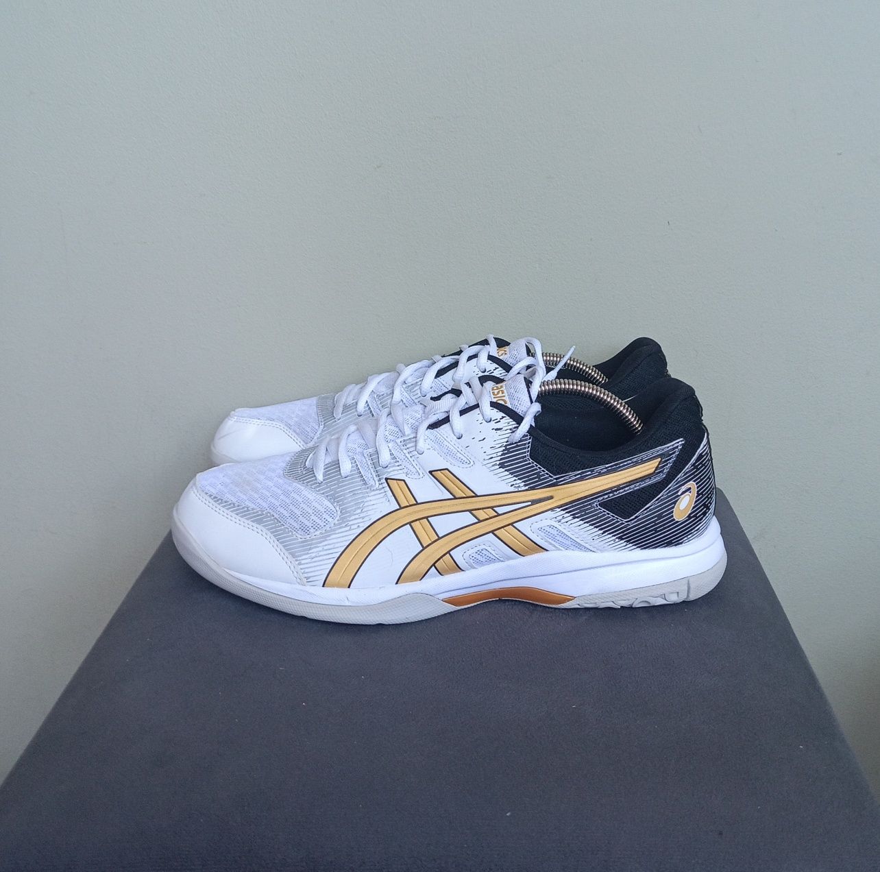 Halówki Asics, rozmiar 45.