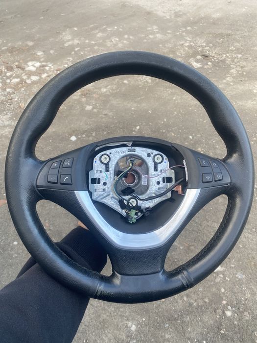 Кермо на BMW х5 Е70