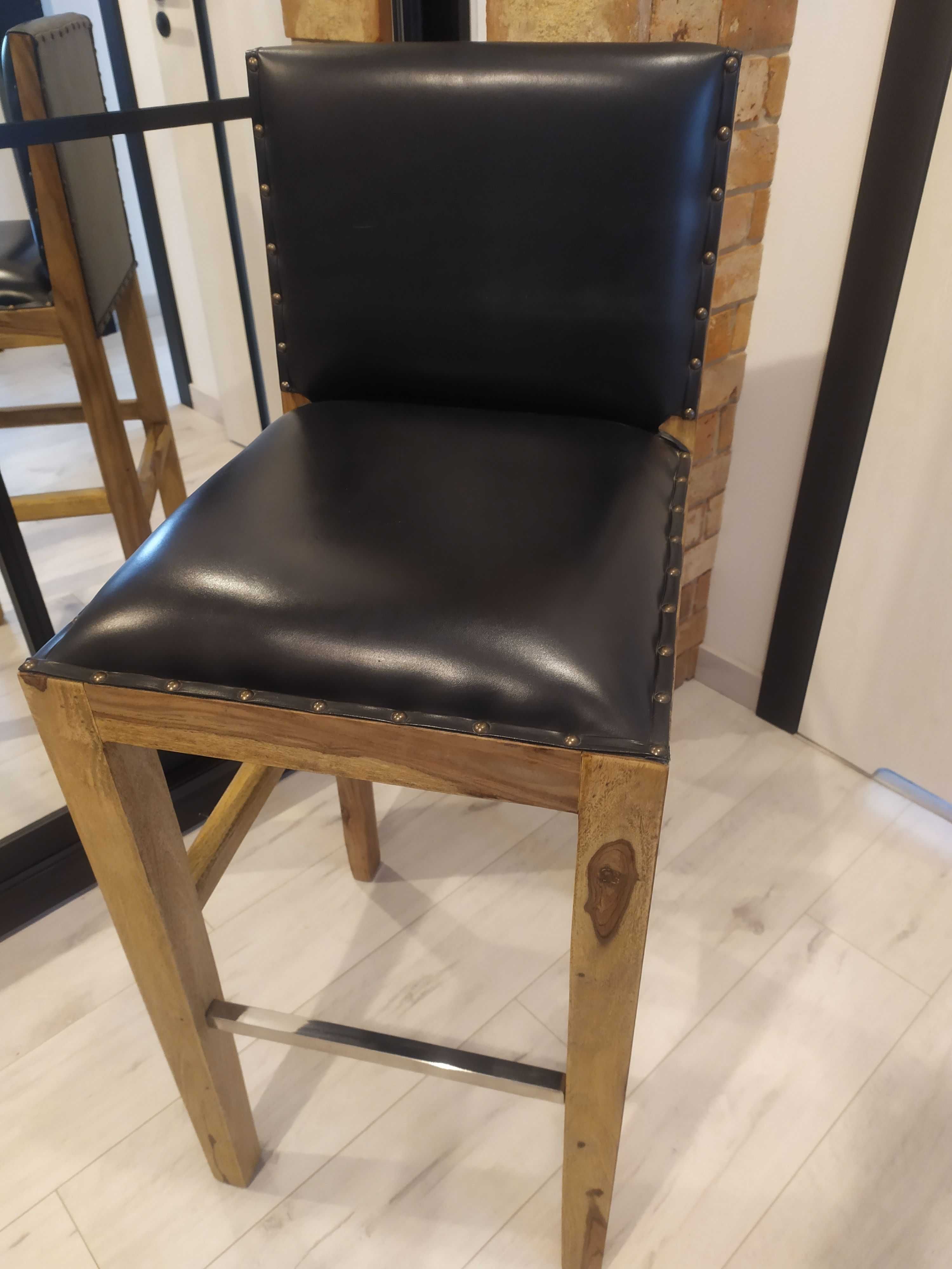Hoker, krzesło barowe Wolf Möbel, lite drewno, skóra