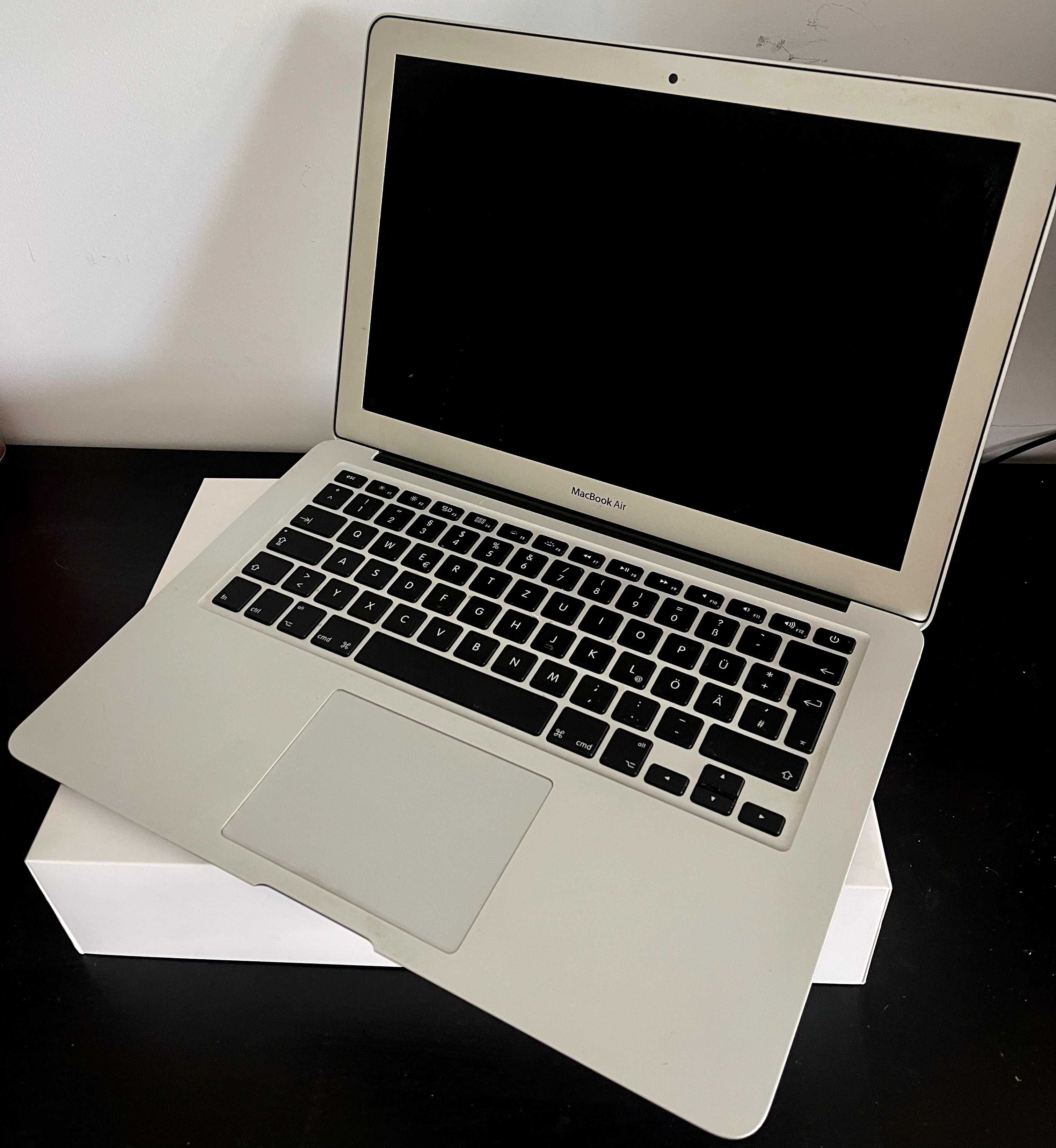 MacBook Air 13" (2017) – SSD 128GB | 8GB RAM | i5