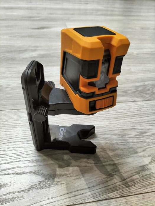 Laser krzyżowy Neo Tools