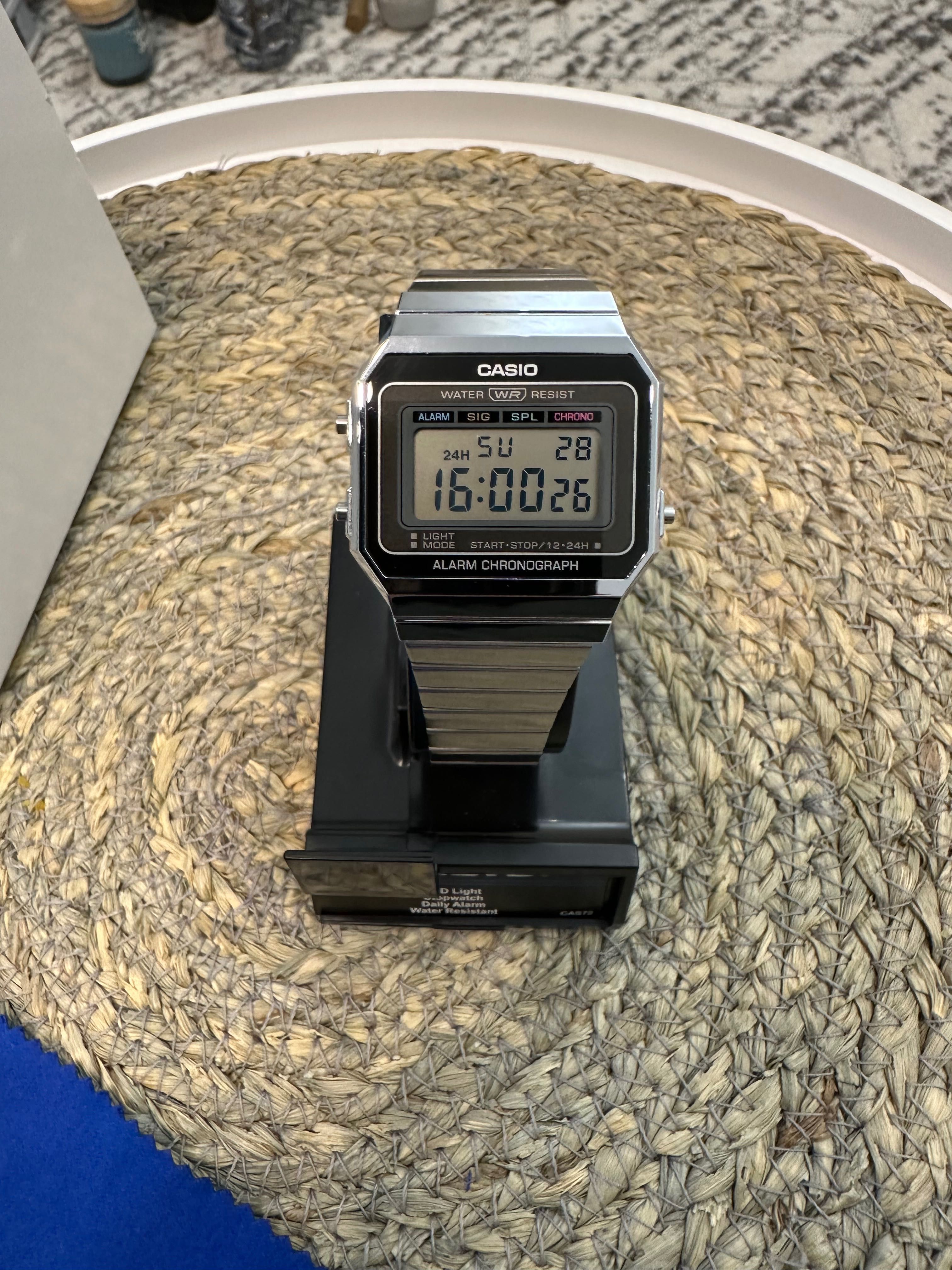 Годинник casio A700W