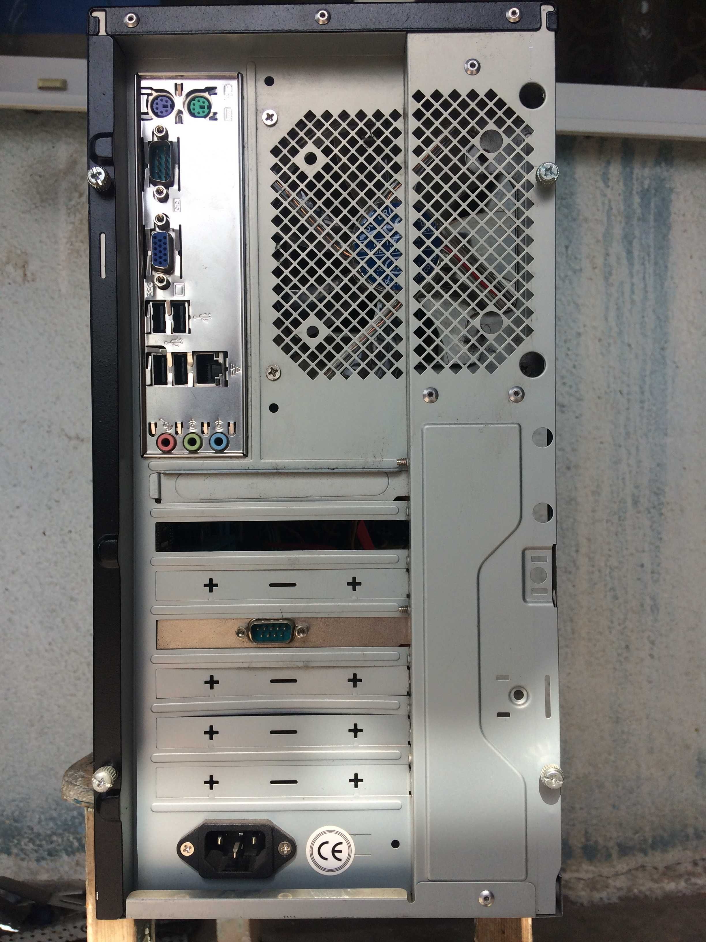 Компьютер Intel Q6600 четырехядерный  с Монитором