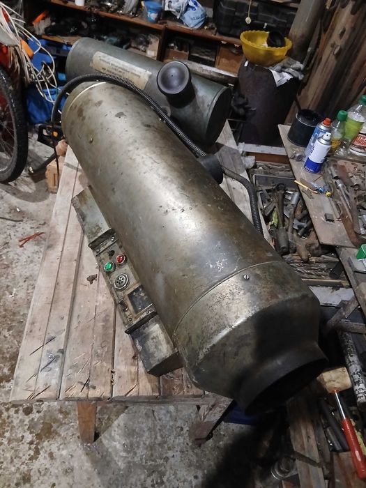 Автономна пічка 12-вольтова, дизельна