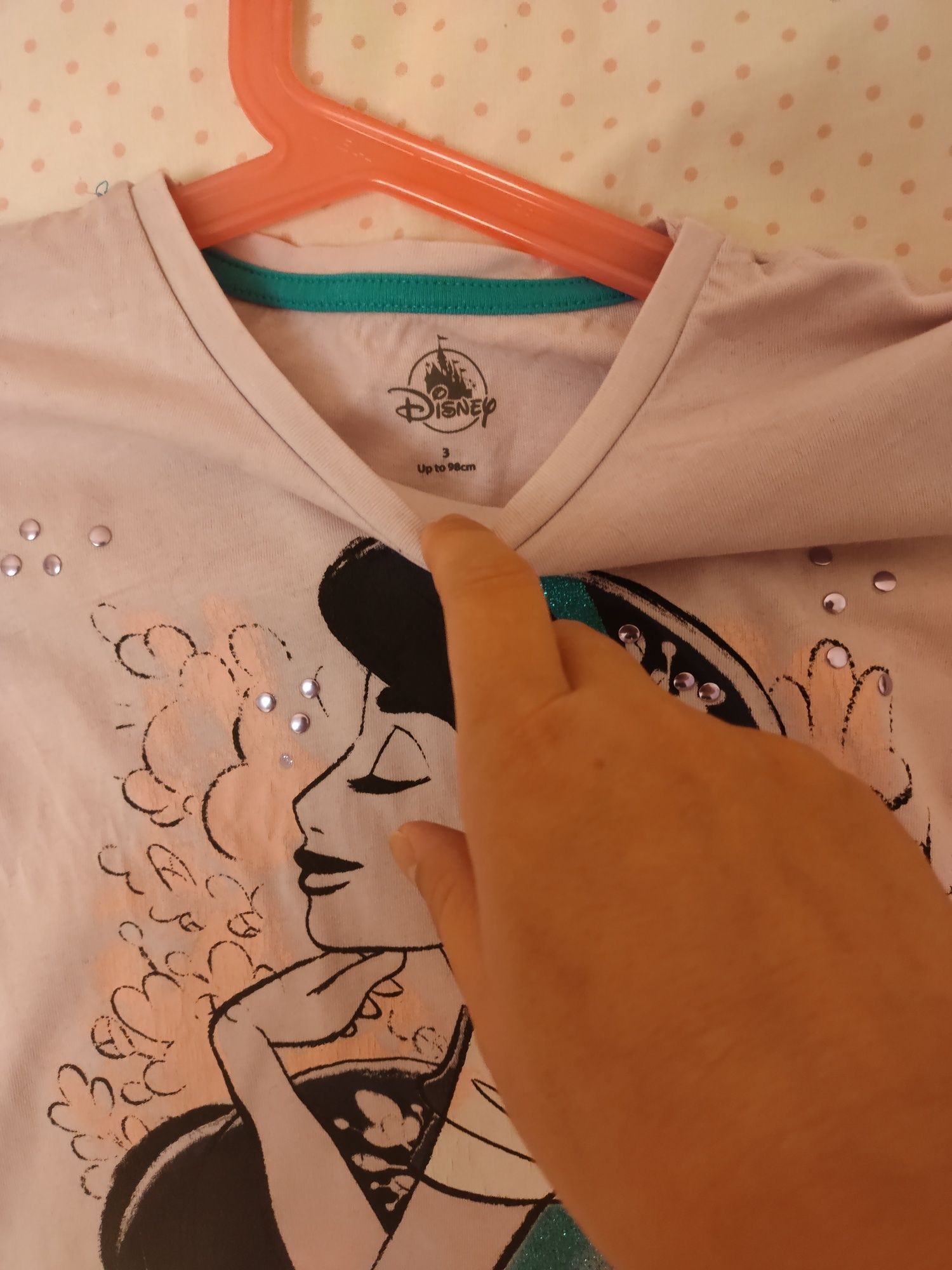 T'shirt oficial Disney Store com o tema Jasmine
