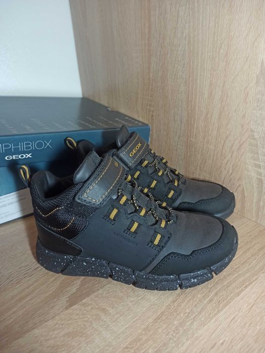 31 розмір Дитячі утеплені демісезонні шкіряні черевики Geox Flexyper