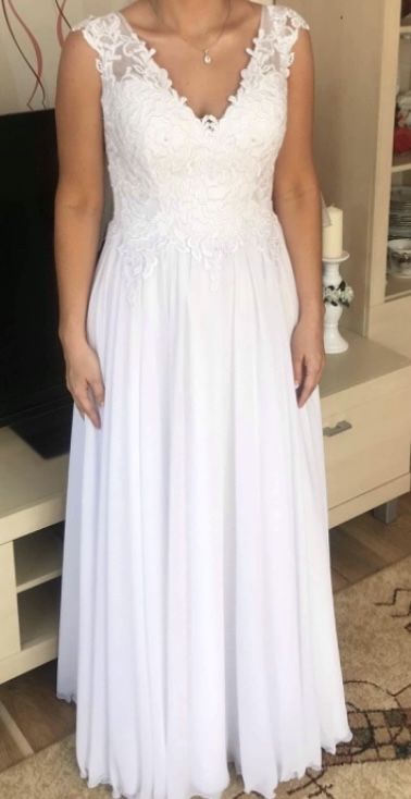 Suknia ślubna rozmiar 36 koronka