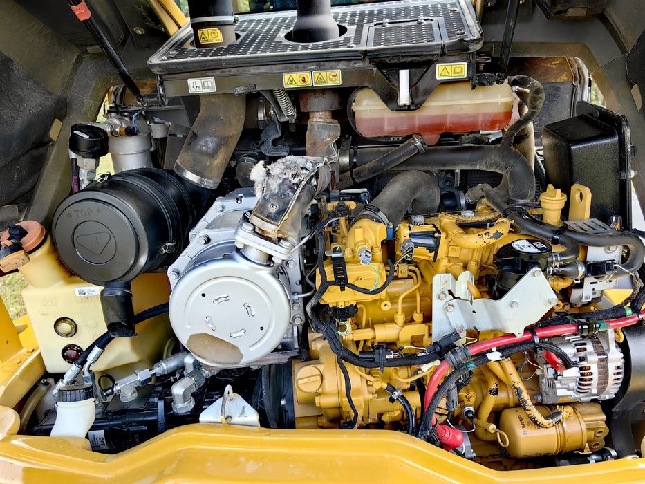 Cat 908M 2019 z Niemiec full opcja Klima super stan cat 907 906 l30 l3