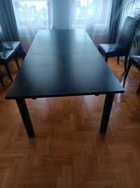 Czarny stół z IKEA