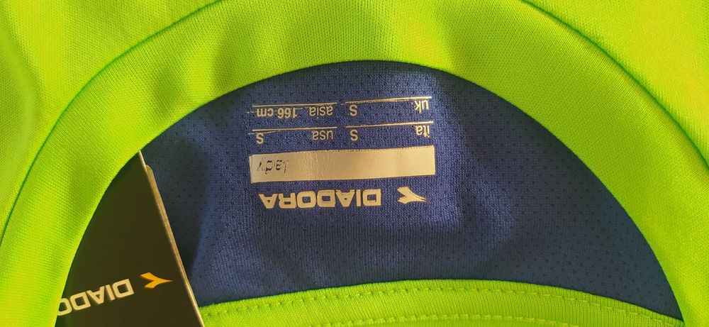 Camisola desporto - menina - 16 anos - NOVO - (7)