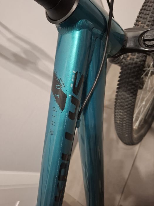 Rama kellys whip 10 rozm. M