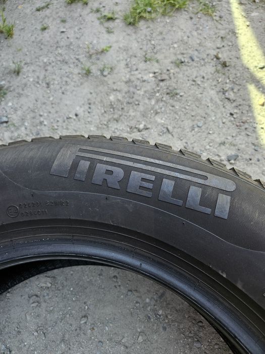 4szt 215/65/17 Pirelli 5-6.2mm dot3822r ZIMA
