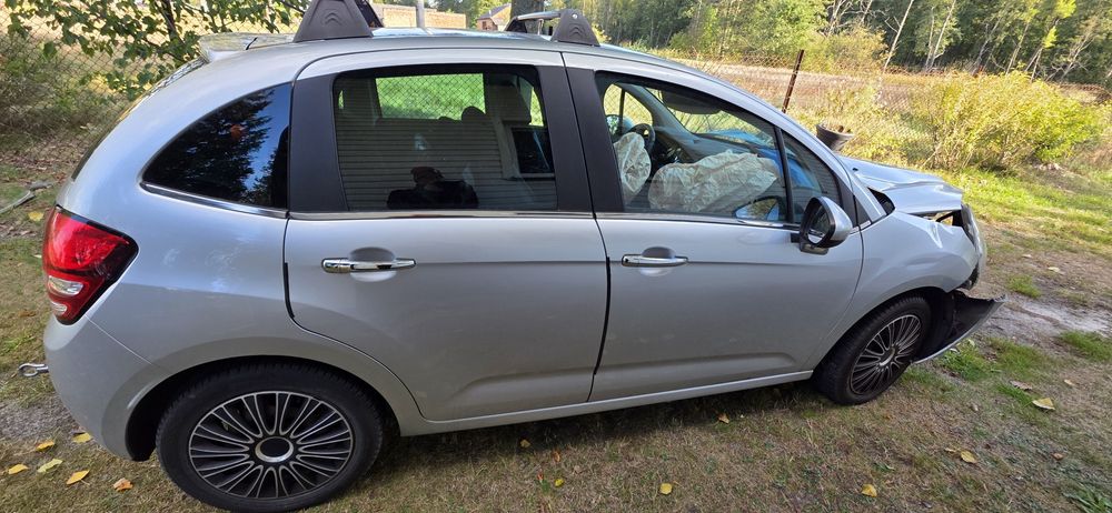 Citroen c3,  1.4 benzyna powypadkowy