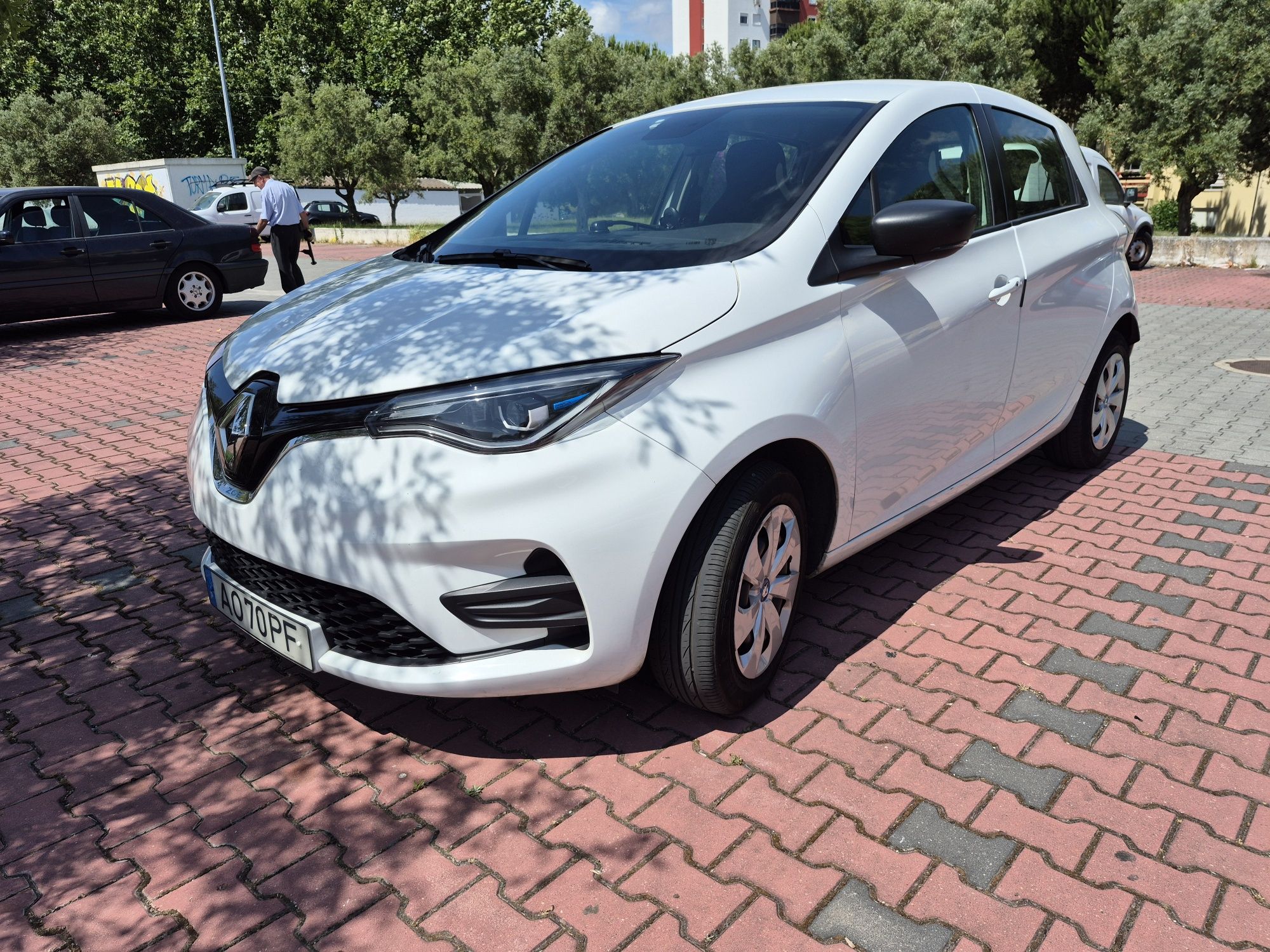 Renault Zoe 50/2020 não tem aluguer bataria