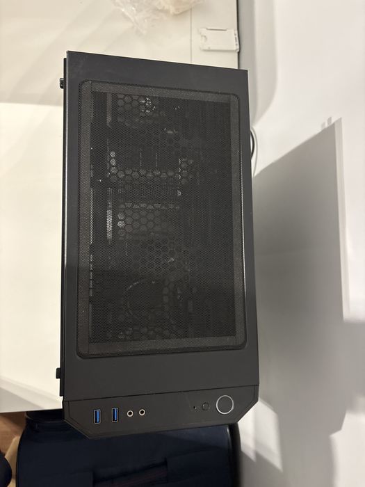 Komputer stacjonarny i5-9600k, GTX 1660Ti (6GB), 16GB RAM