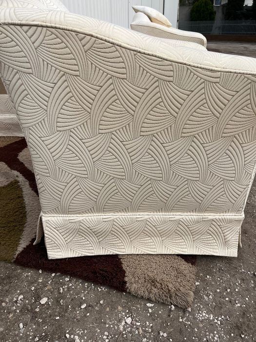 Stylowy komplet wypoczynkowy .