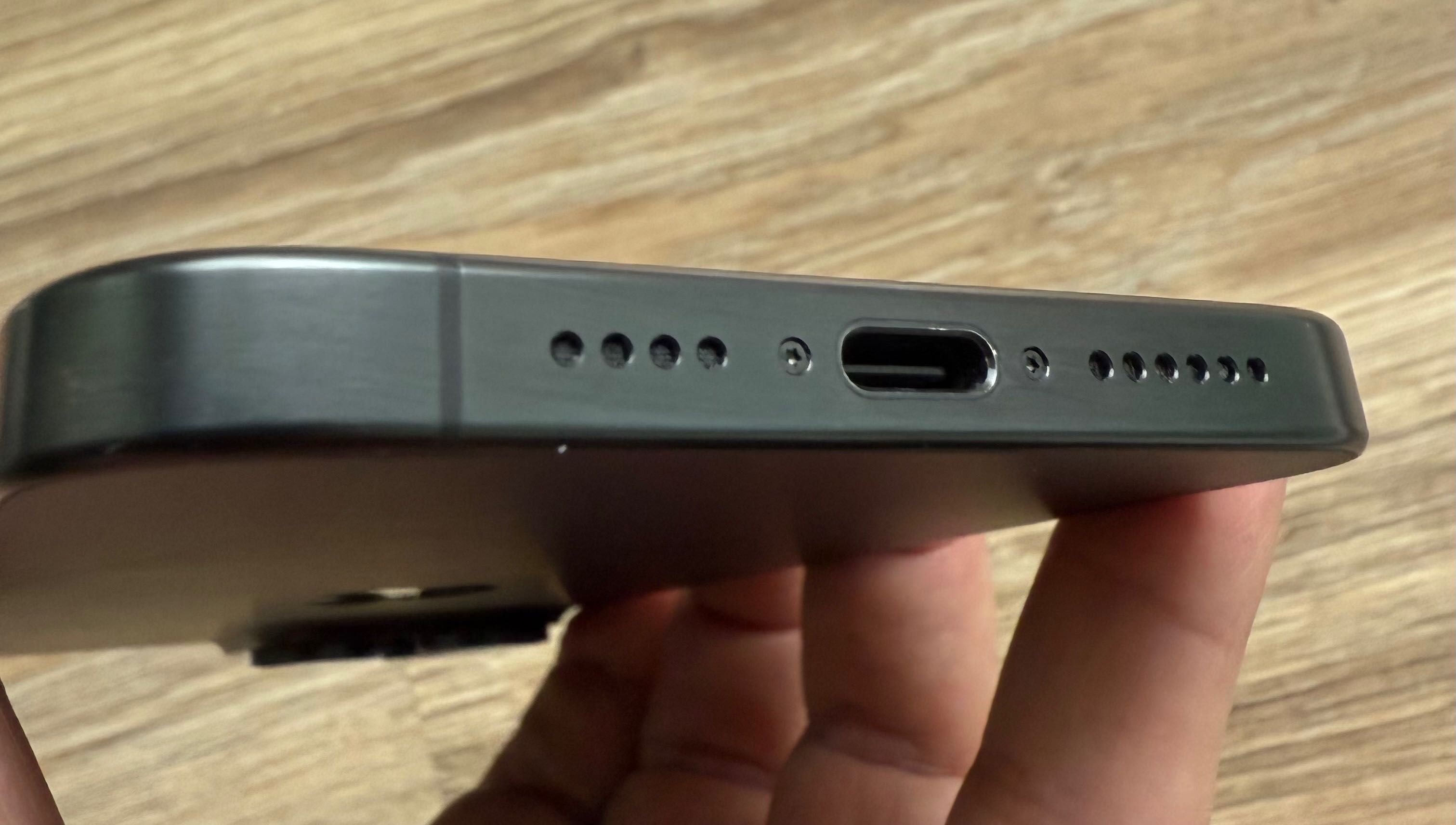 iPhone 15 pro max Black Titanium 256gb