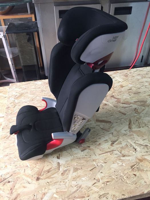 Cadeira Auto 2/3 Kidfix II BRITAX