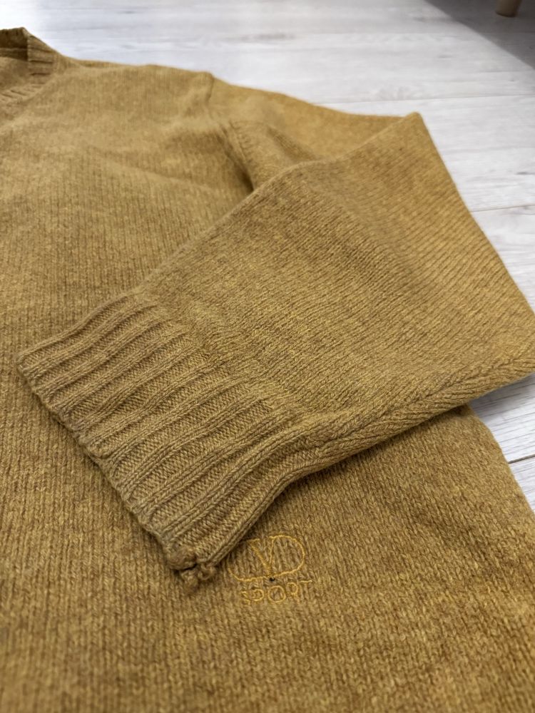 Sweter Valentino