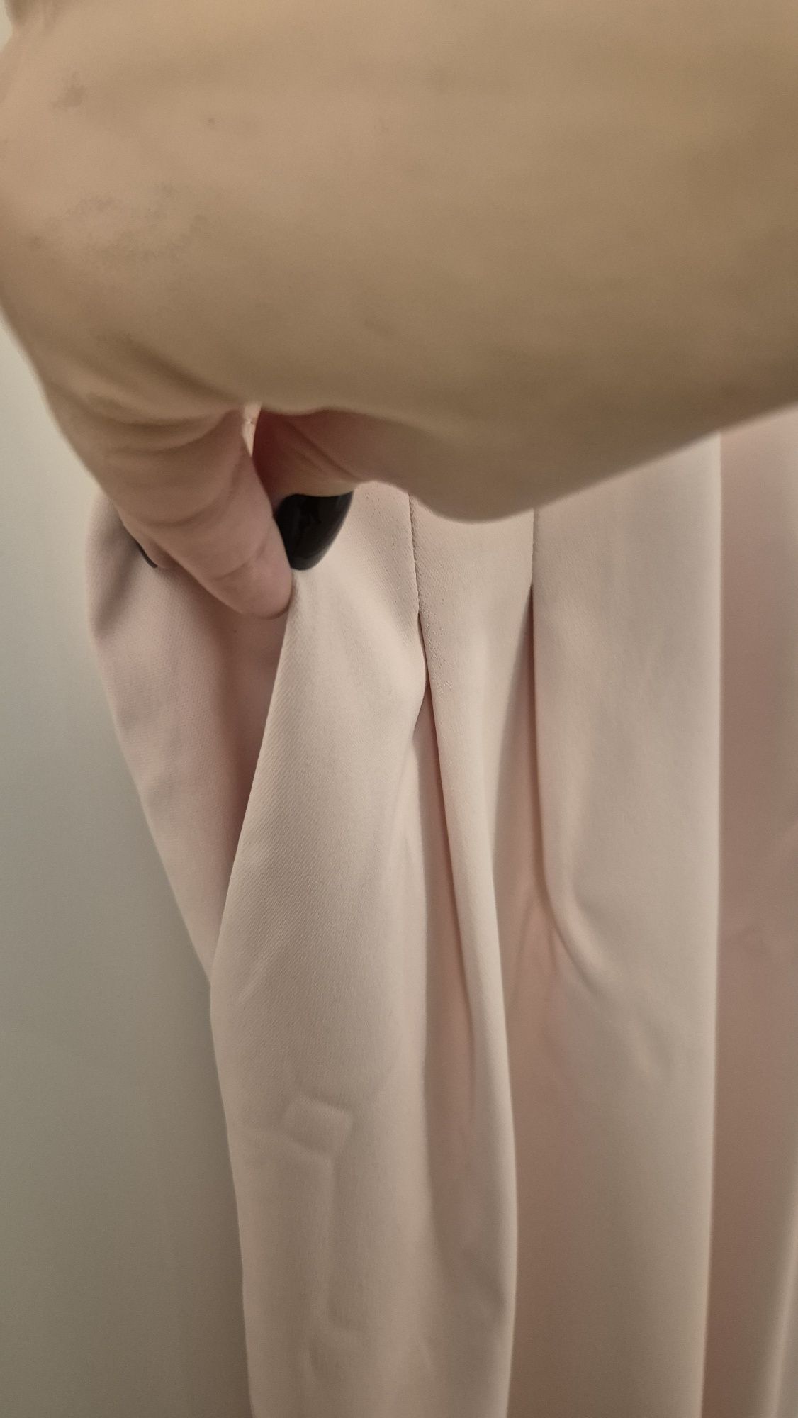 Elegancki kombinezon pudrowy róż 36 ABS Sigma