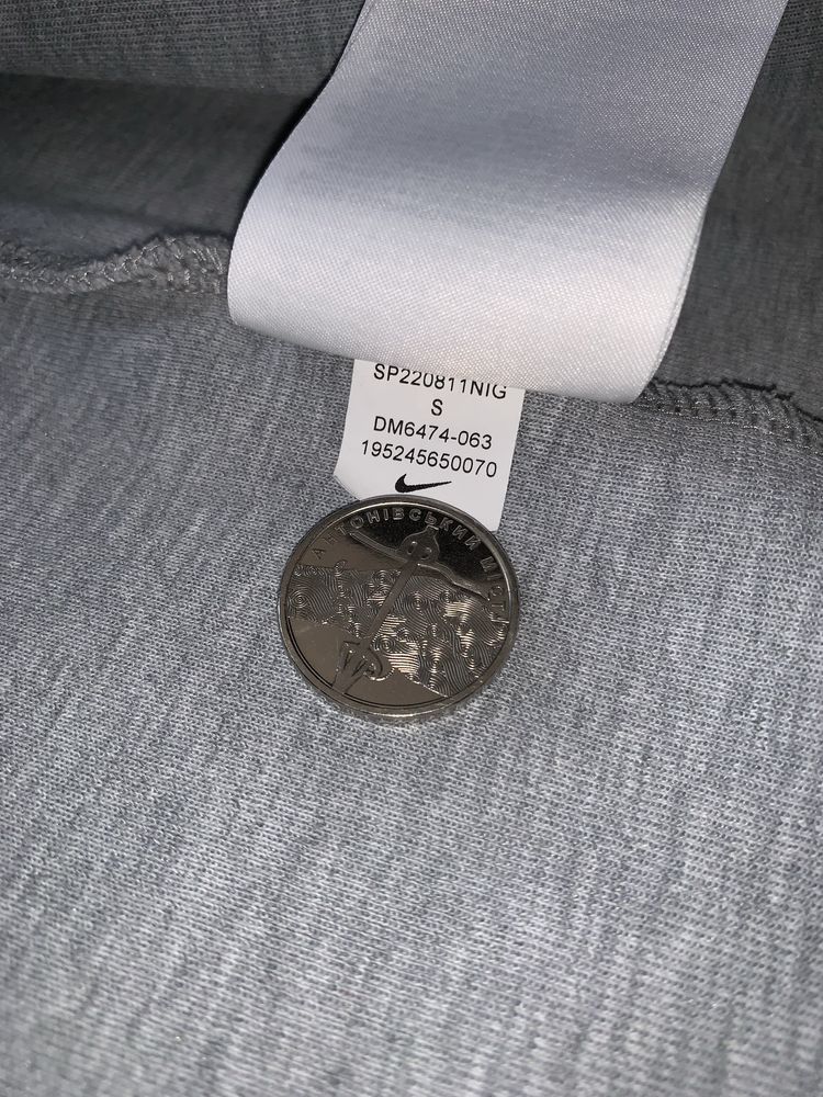 оригинальная серая кофта зипка зип худи nike tech fleece big logo drip
