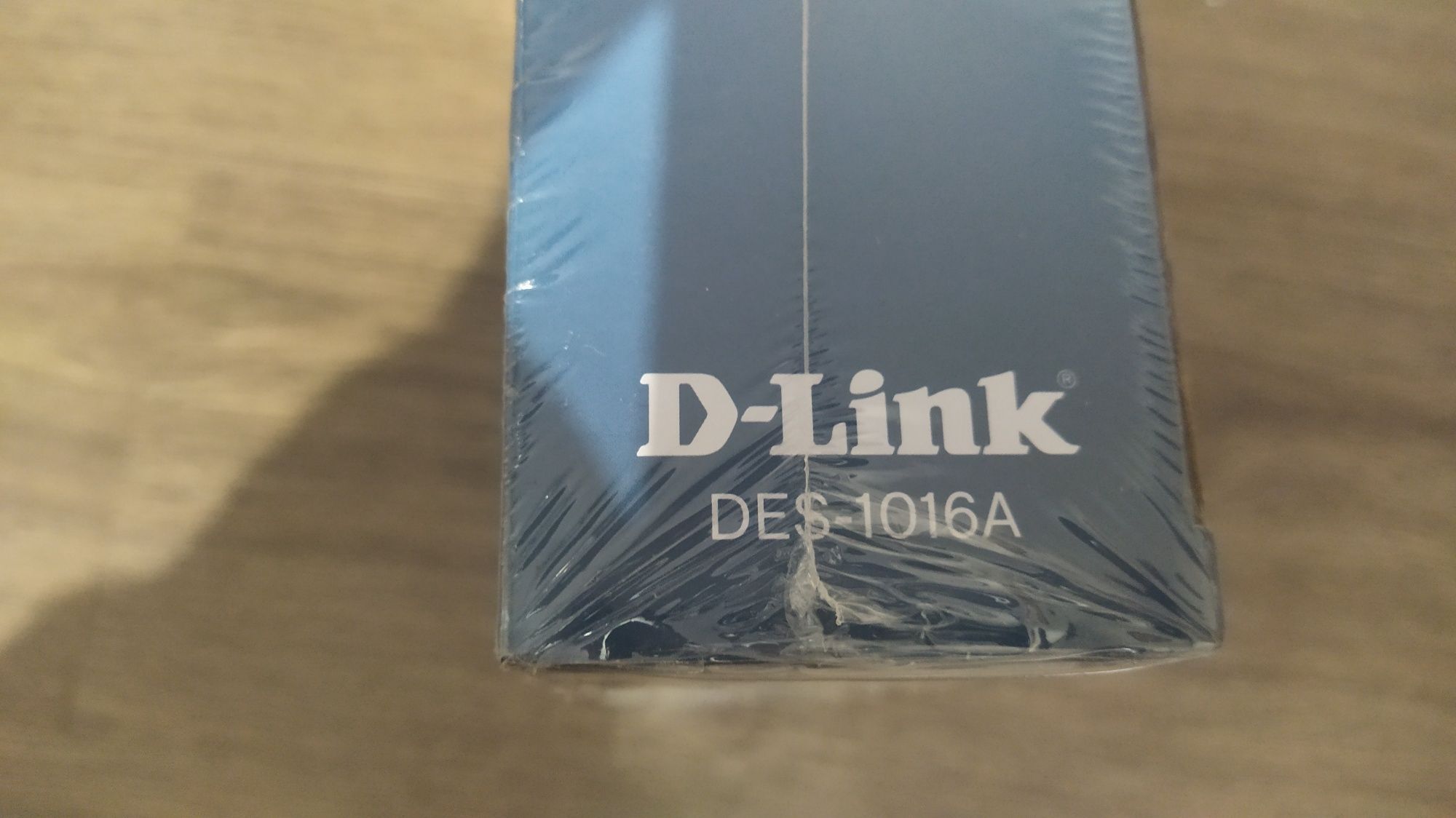 Новый коммутатор СВИЧ запакованный D-Link DES-1016A
