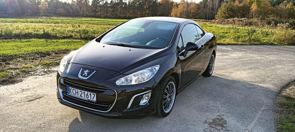 Peugeot 308 CC Efektowny wygląd