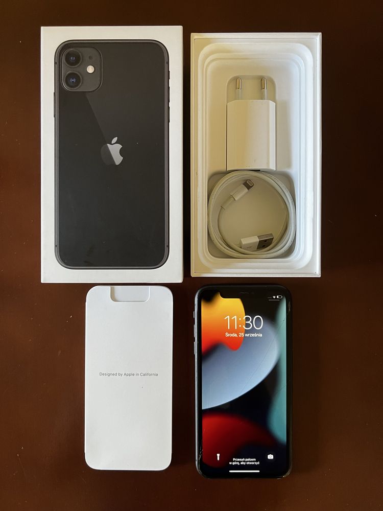 Apple Iphone 11 64 GB LTE Model A2221 Smartfon Zestaw