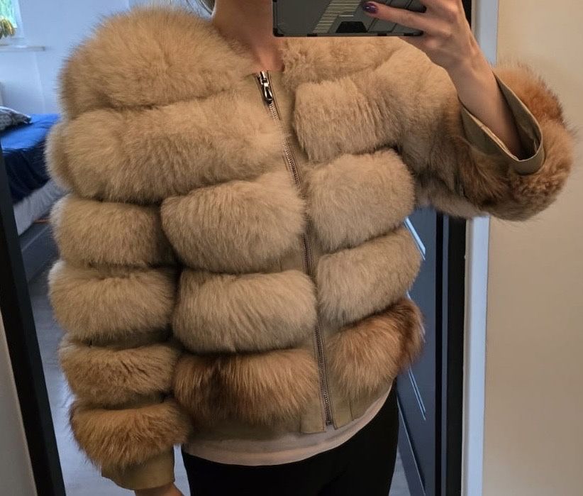 Futro z lisa bialego/czerwonego