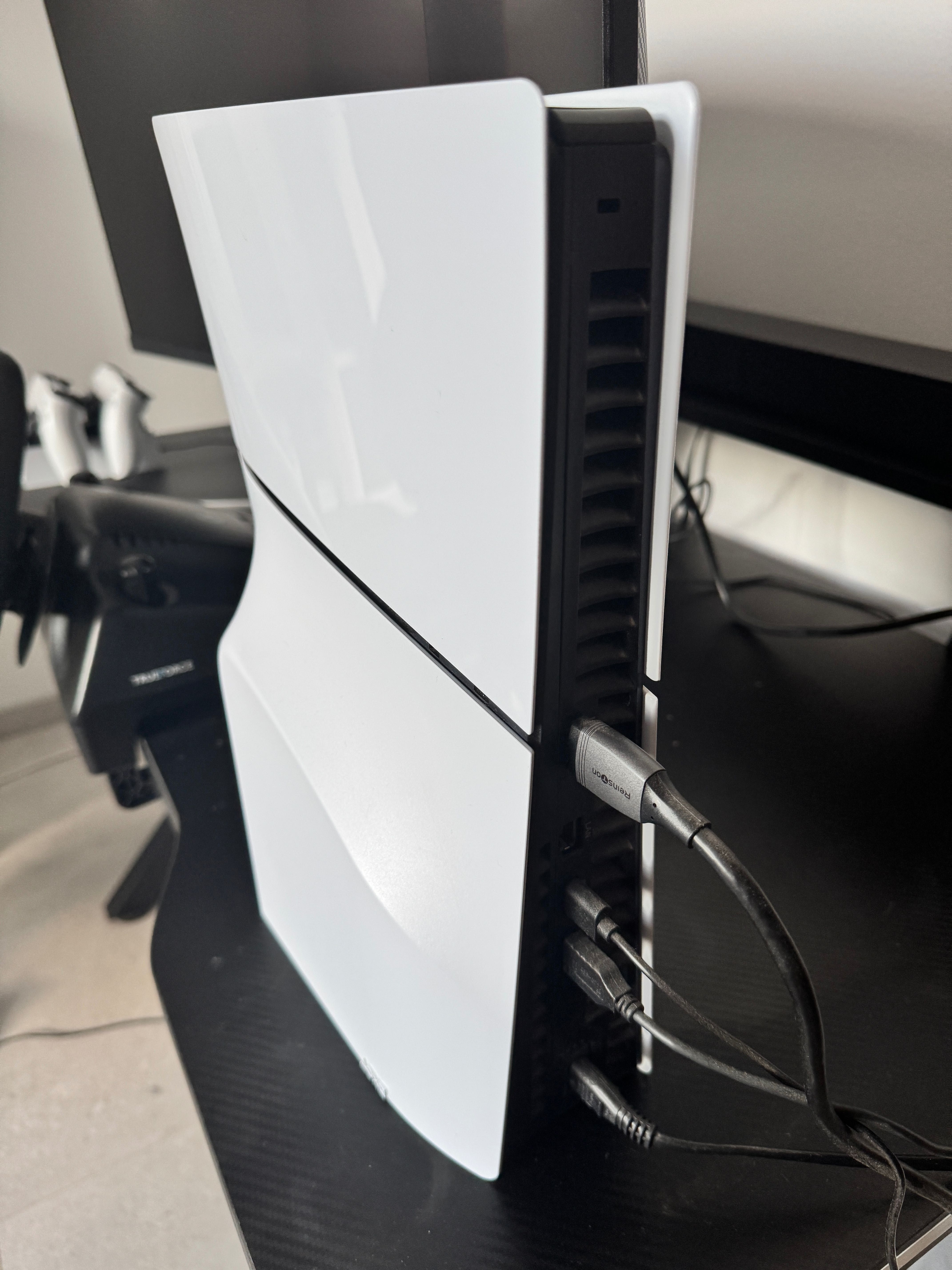 PlayStation 5 Slim + Logitech G923 + dualsense + F1 25