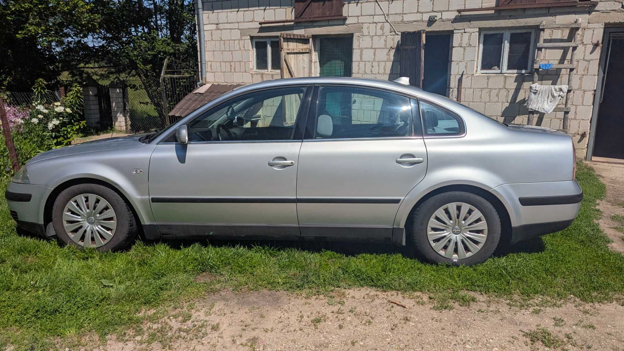 Passat B5 FL 1.8T 180 KM, klima, centralny zamek, 2001 r.