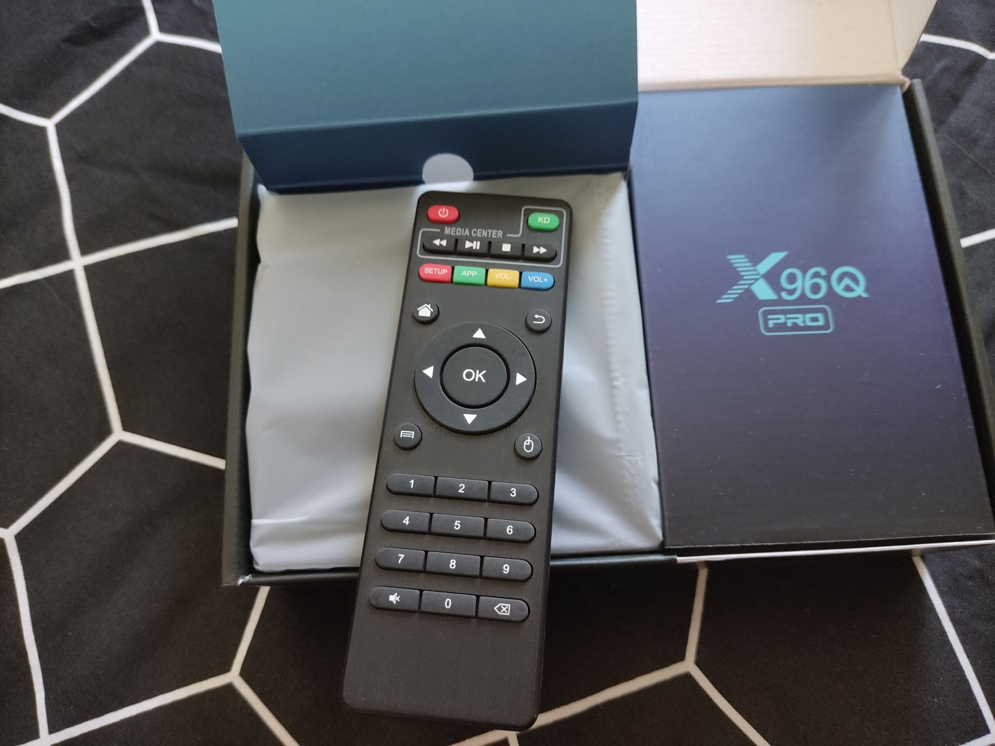 Box  X96Q    Pro