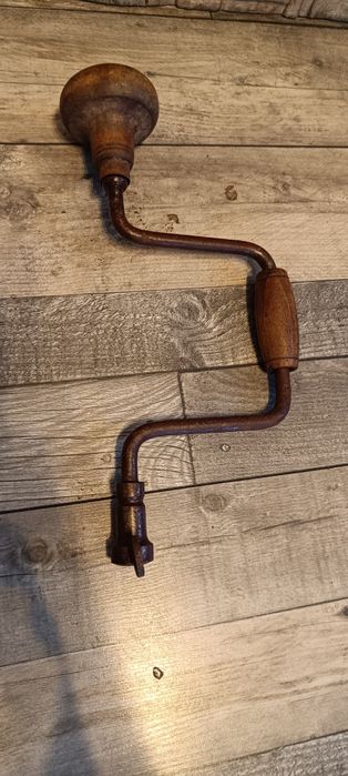 Stara ręczna wiertarka