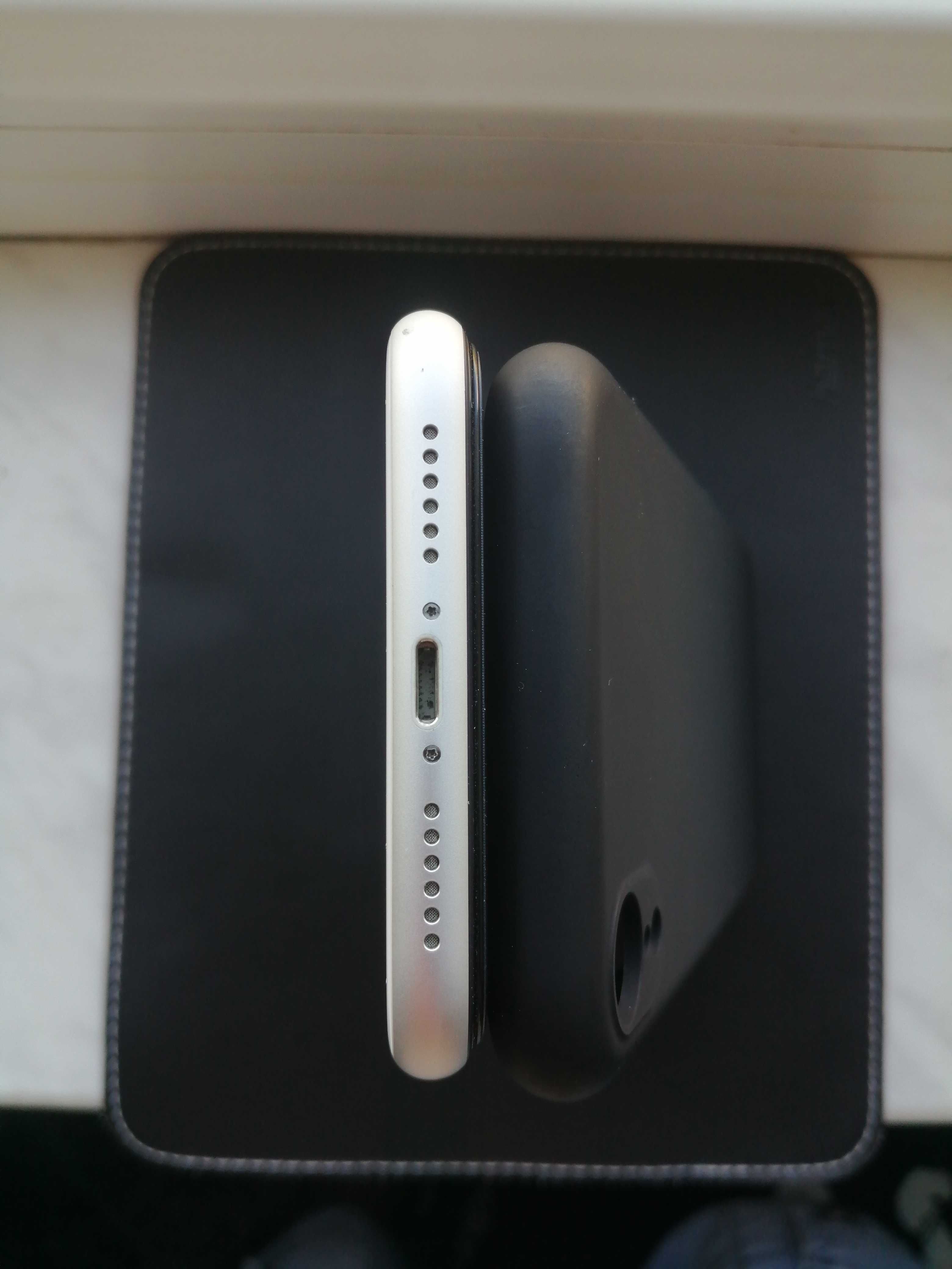 iPhone XR 256GB White Newerlock.