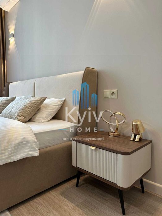 Продаж квартири, ЖК Камертон, з ремонтом, вул. Річкова