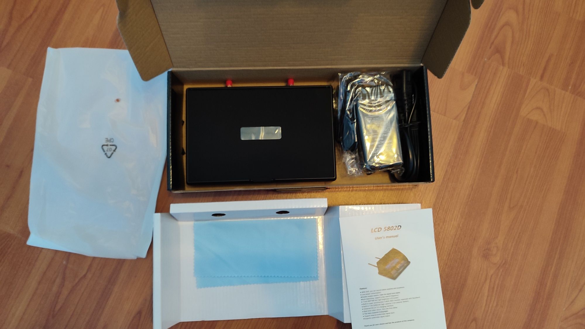 FPV монітор LCD 5802 D 7", 800x480, 40 Кан., DVR
