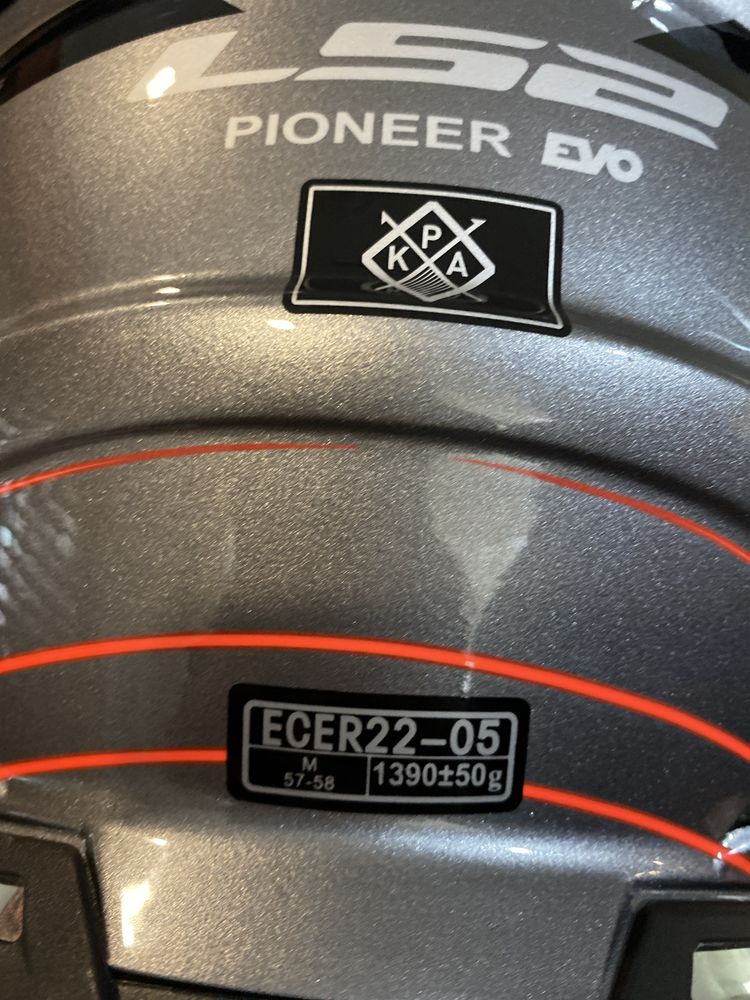 Capacete LS2 PIONNER
