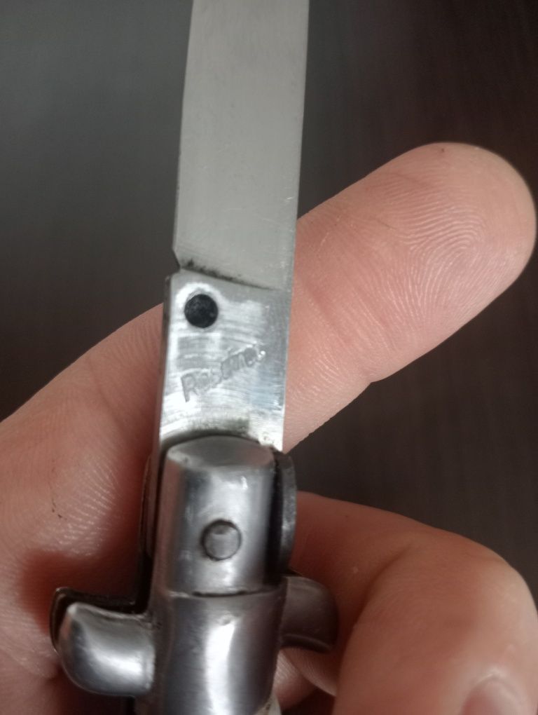 Nóż scyzoryk składany sprężynowy