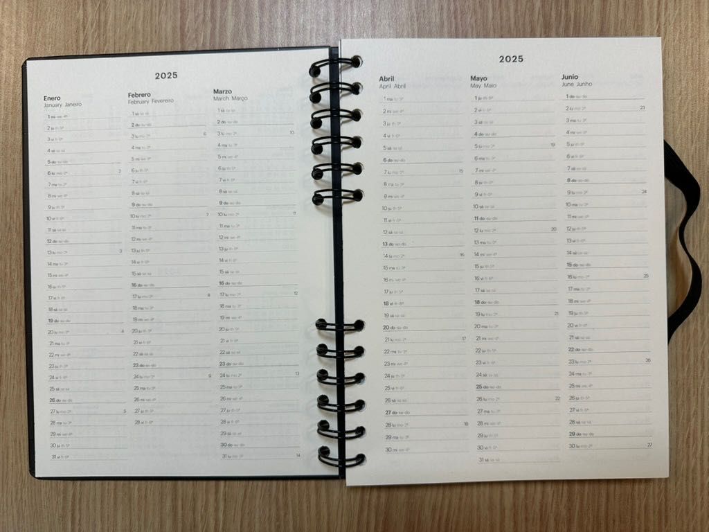 Agenda Semanal nova 2025 Miquelrius
