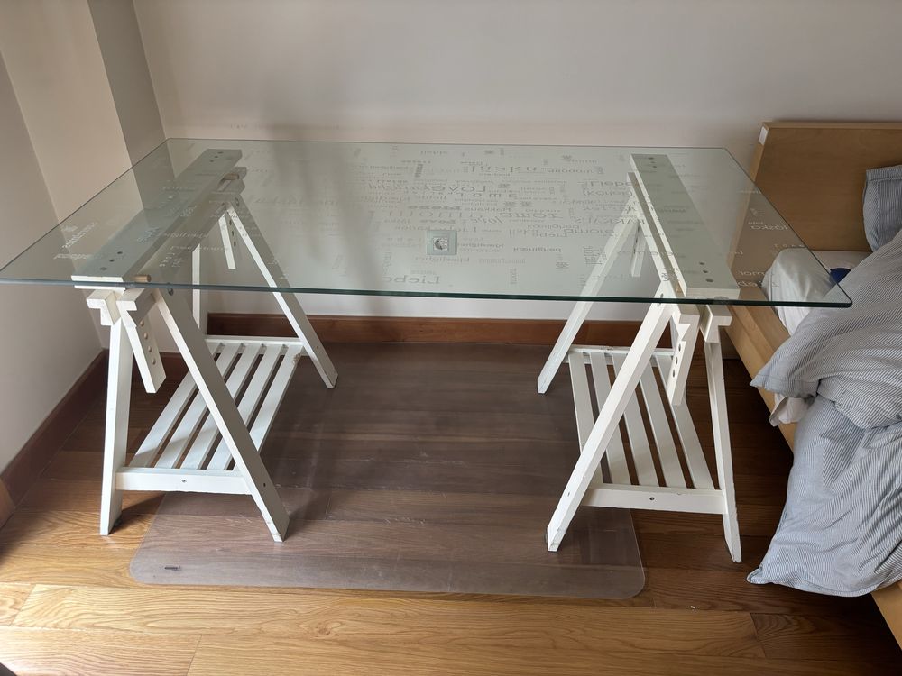 mesa ikea vidro