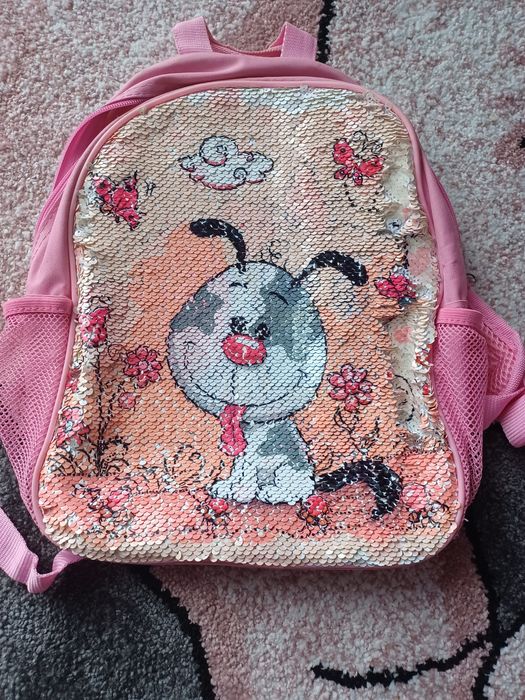 Różowy plecak z cekinami 2