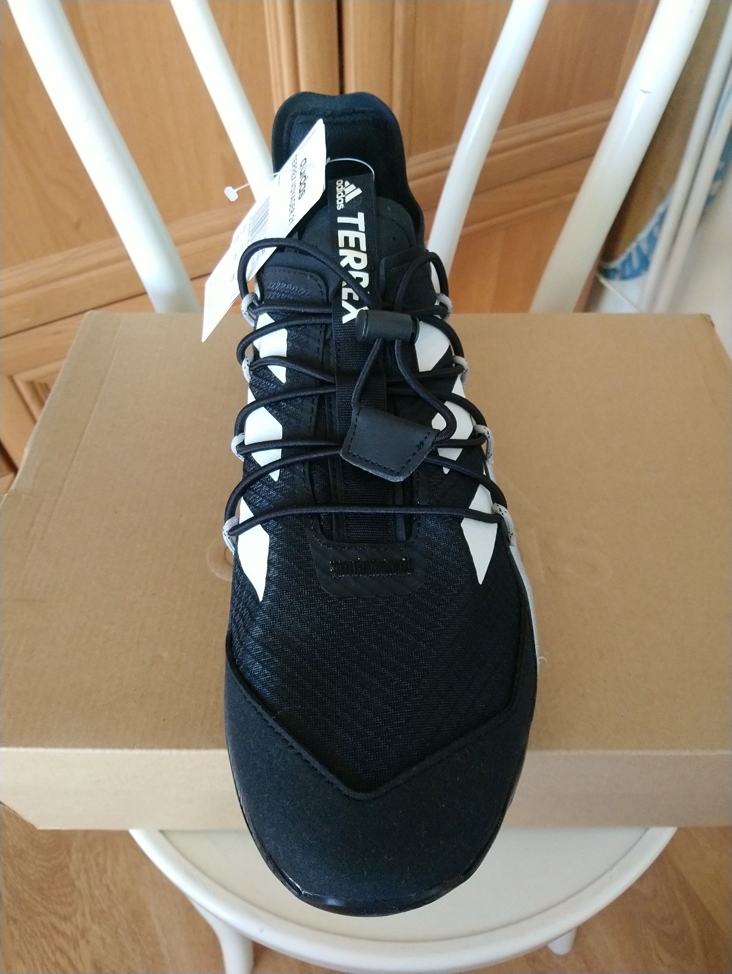 Nowe buty męskie Adidas rozmiar 46 2/3