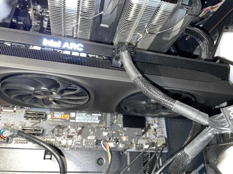 Intel Arc B580 Battlemage Limited Edition 12GB