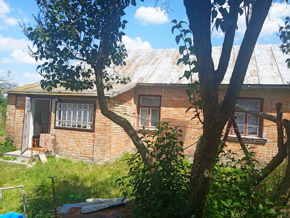 Продам будинок с.Ужова 25 км від Луцька Ковельська траса