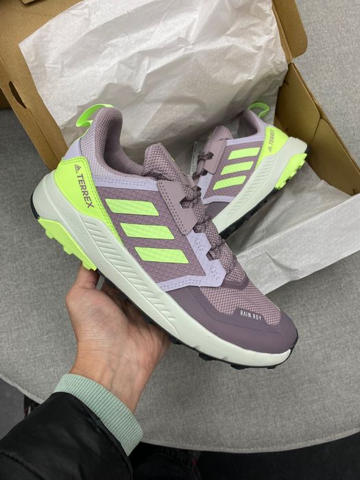 Оригінальні кросівки Adidas непромокаючі RAIN.RDY