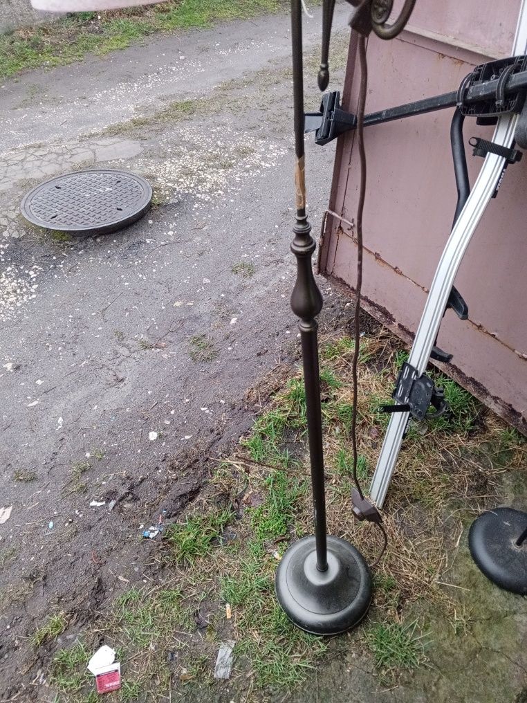 Sprzedam lampę stojąca