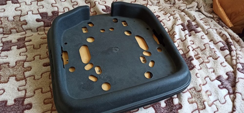 Сидіння офісного стільця